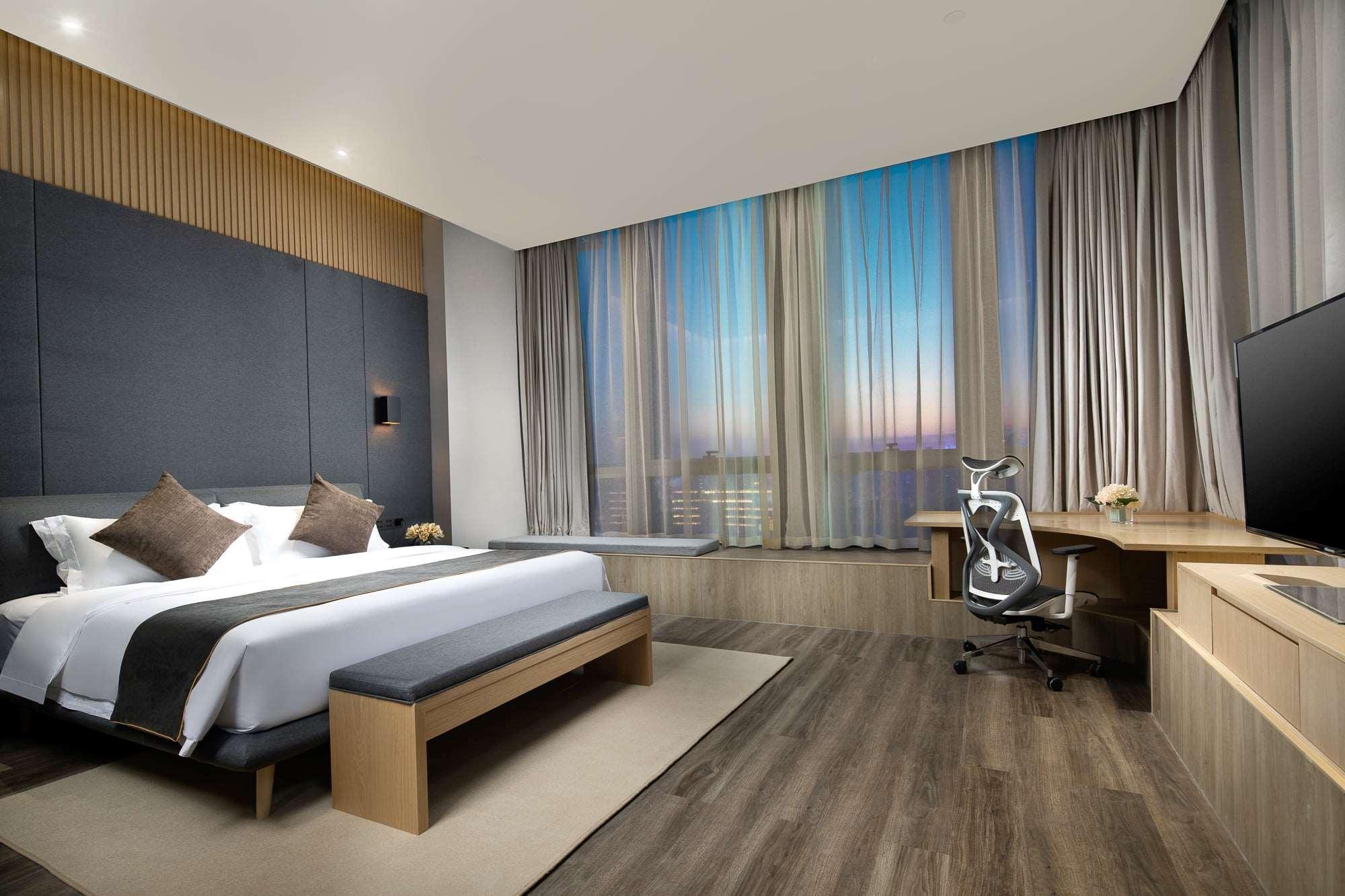 Wyndham Garden Guiyang Hotel Гуейян Екстериор снимка