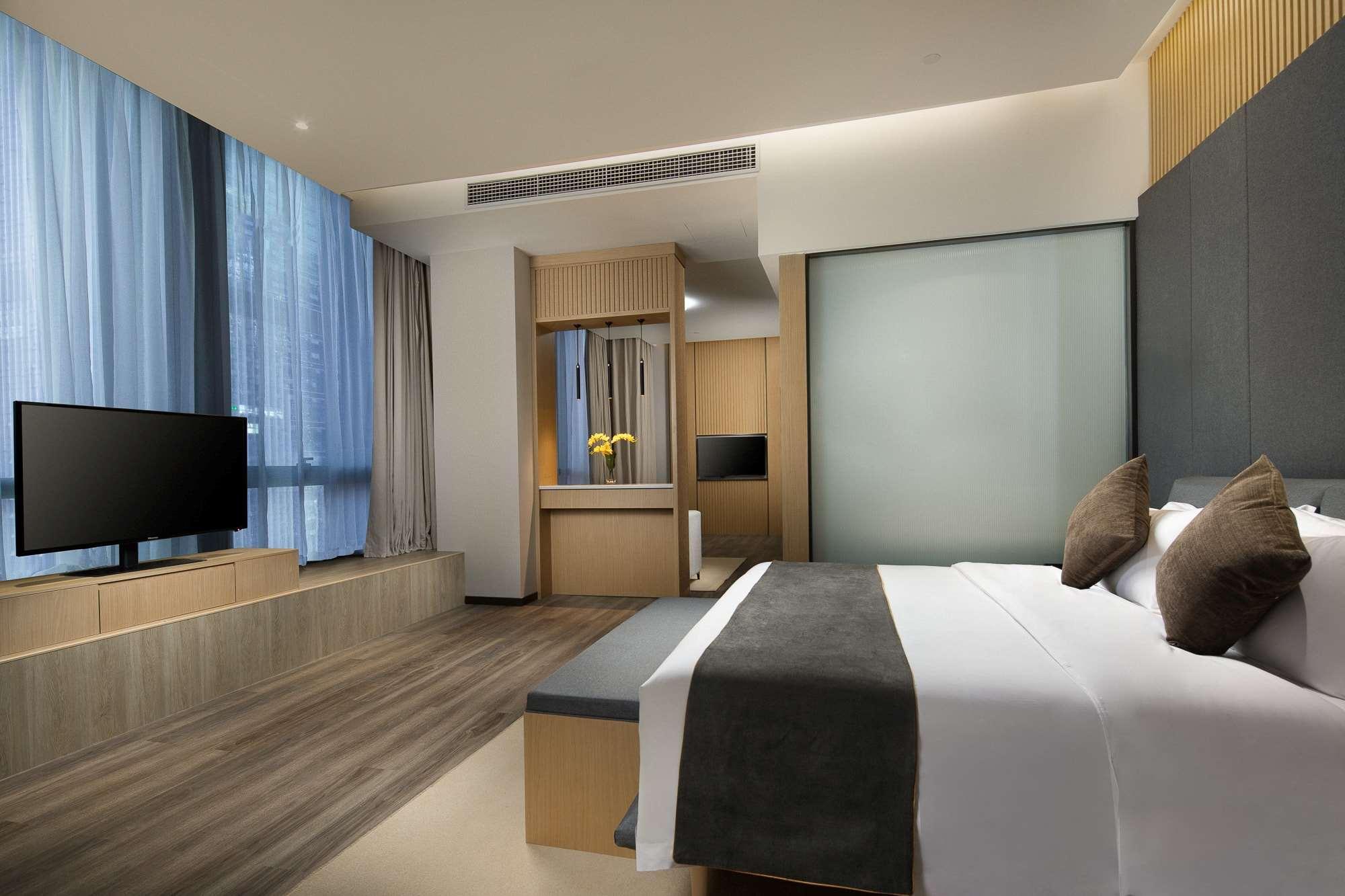 Wyndham Garden Guiyang Hotel Гуейян Екстериор снимка